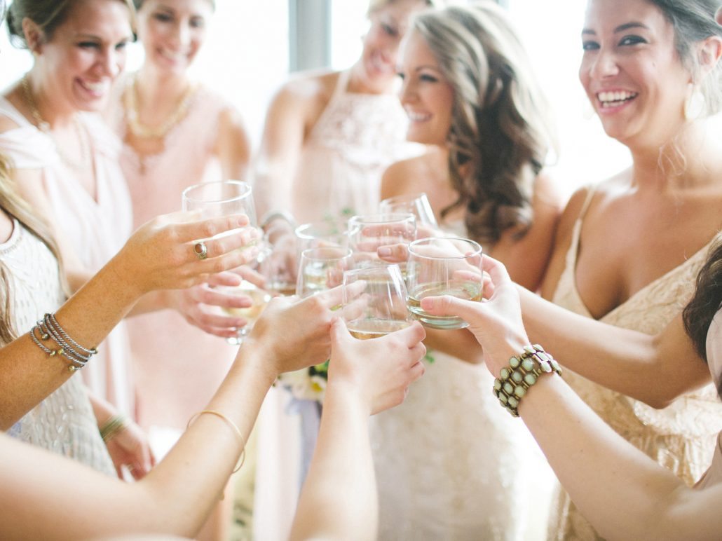 18 confesiuni secrete despre bridezilele din viața reală de către domnișoarele lor de onoare