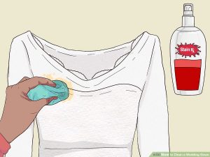 Cum cureti petele de pe rochia de mireasa dupa nunta
